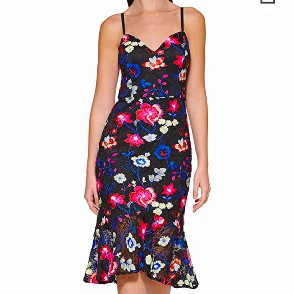 NWOT Guess Floral Flounce Dress - Picture 1 of 3